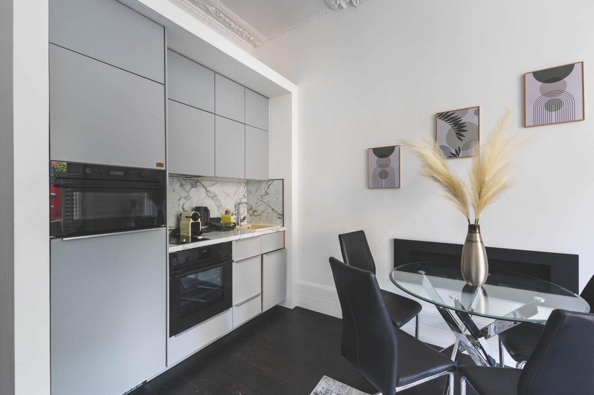 Lovely 2br Flat In Kensington, 2 Minutes Tube * Londres